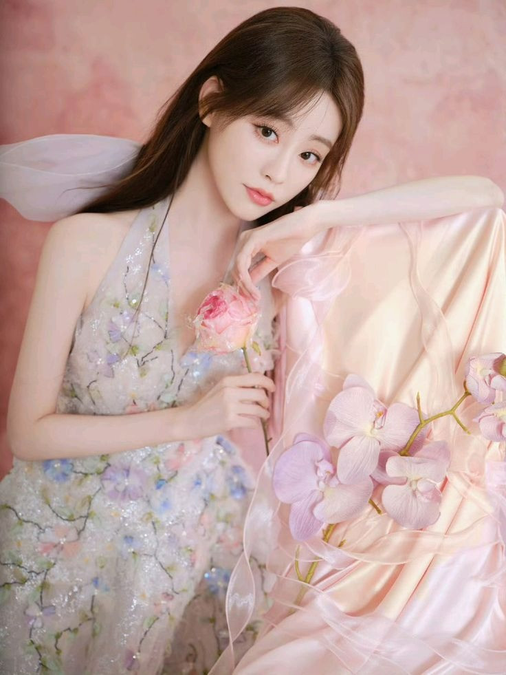 Tử vi 12 con giáp thứ Sáu ngày 1872025