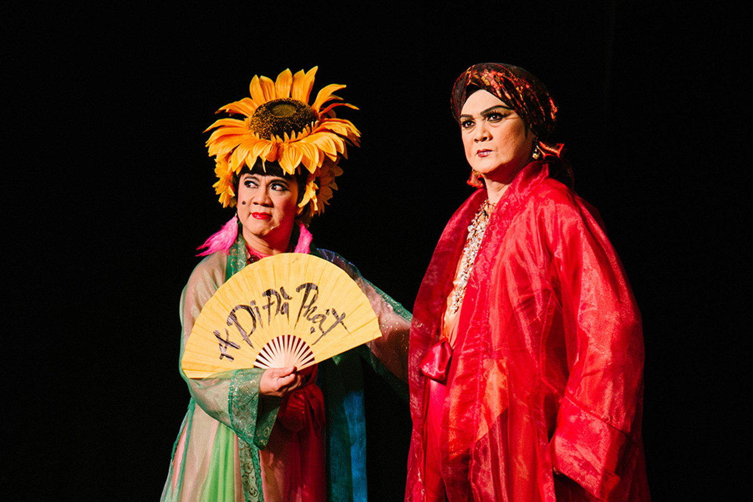 NSƯT Hữu Châu: Công tử nhà giàu sa cơ, U60 không vợ con, sân khấu là sứ mệnh, là hơi thở của cuộc đời - Ảnh 9.