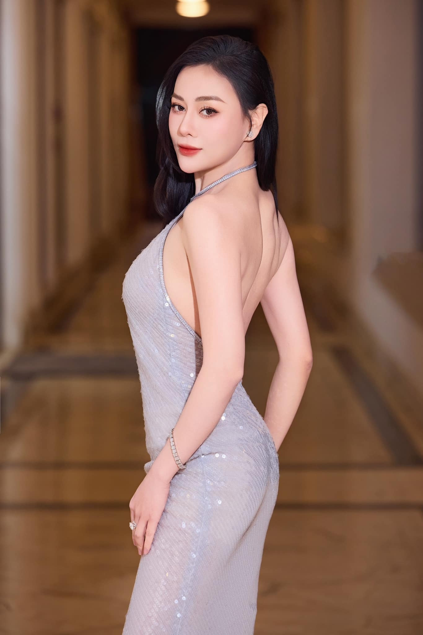 Phương Oanh hóa thần tiên tỷ tỷ Shark Bình bức xúc quát vợ