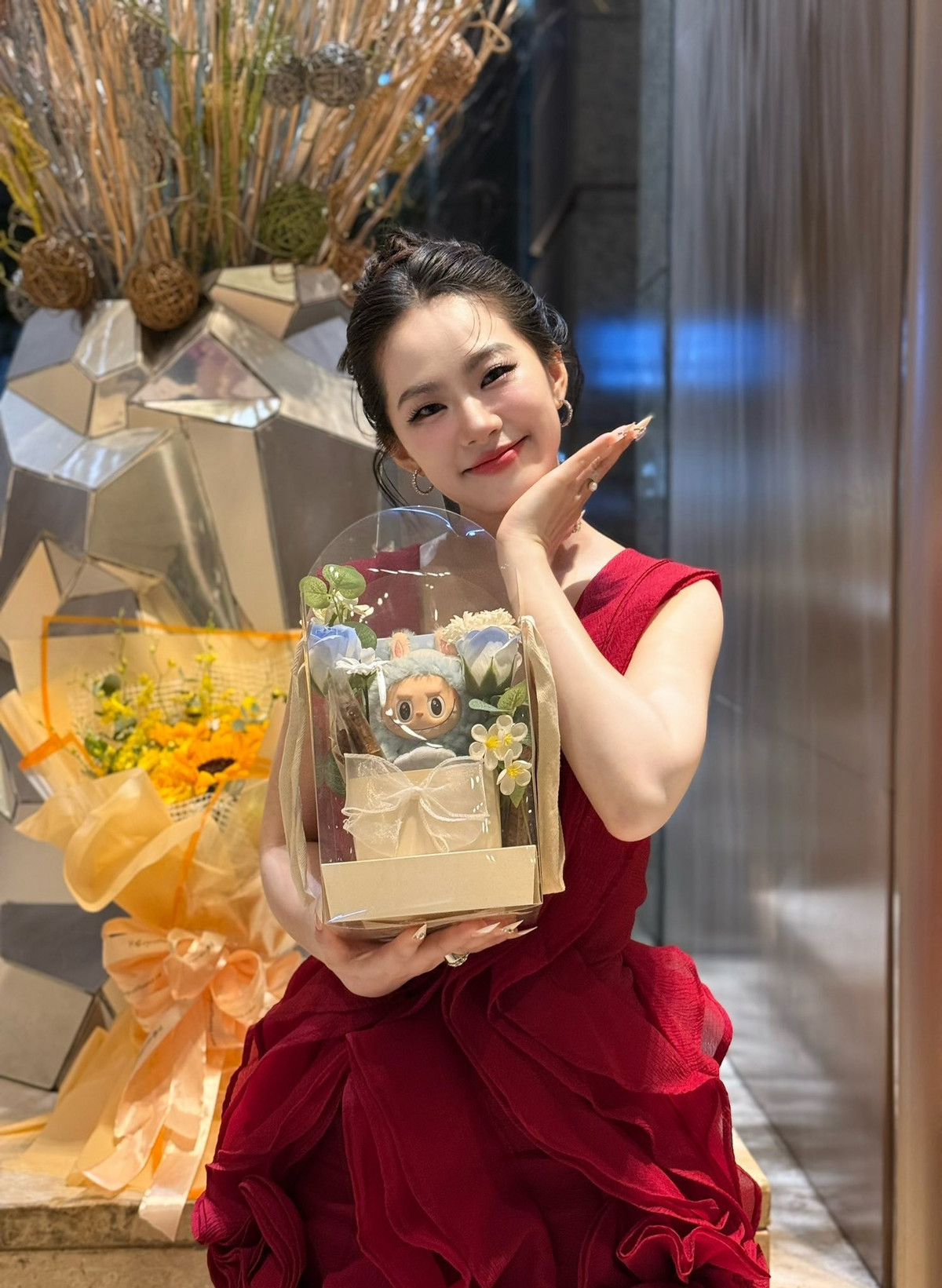 Ca sĩ Lương Bích Hữu gây ngỡ ngàng sau khi giảm tới 20kg - Ảnh 1.