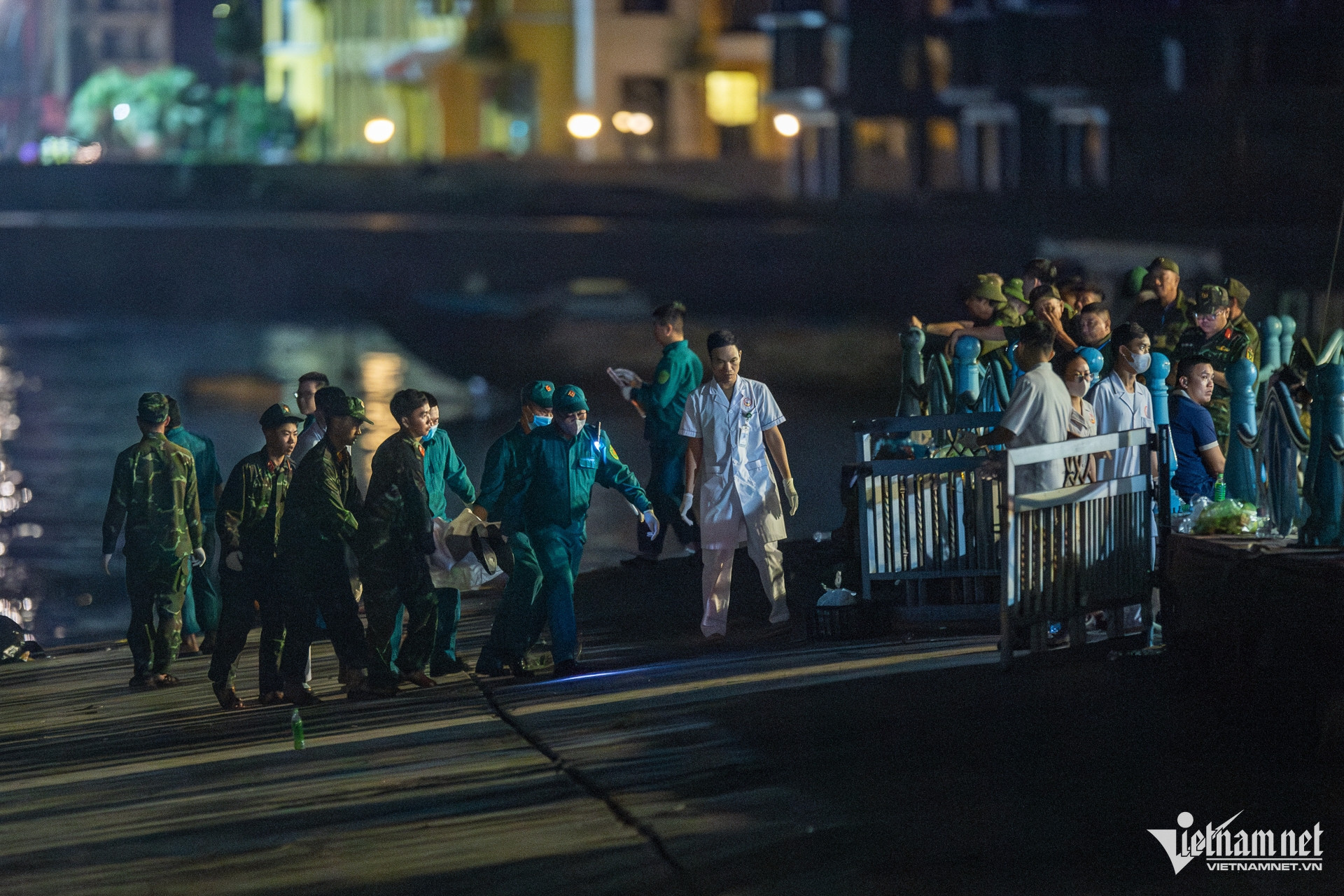 W-lat tau   ha long (14).jpg