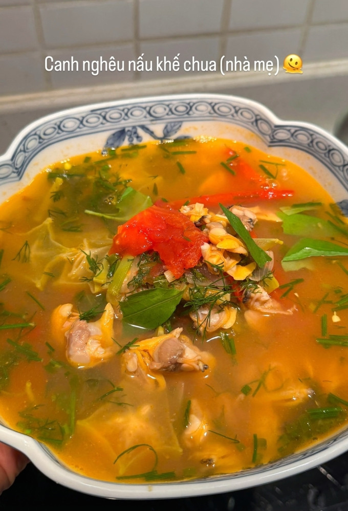 Học Tăng Thanh Hà nấu 4 món ăn dân dã, dễ làm mà ngon miệng đưa cơm ngày hè- Ảnh 2.