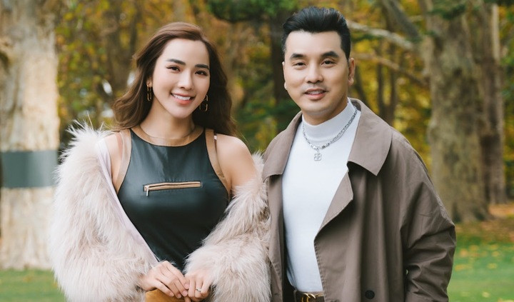 Ưng Hoàng Phúc và bà xã Kim Cương.