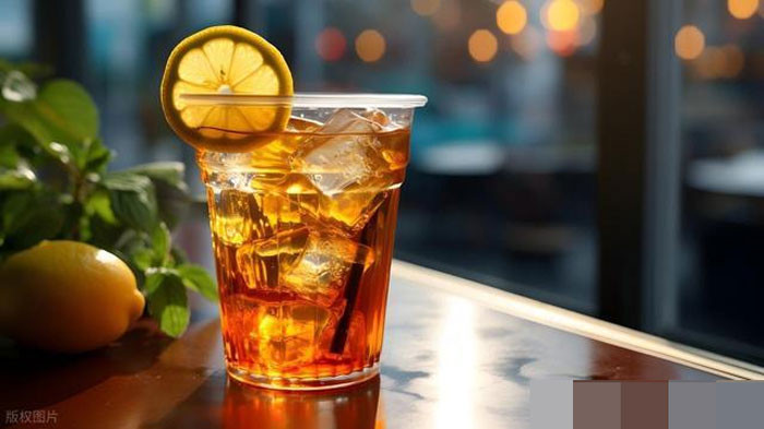 Bác sĩ cảnh báo 5 loại đồ uống quen thuộc là thủ phạm gây tắc nghẽn mạch máu đột quỵ bất ngờ