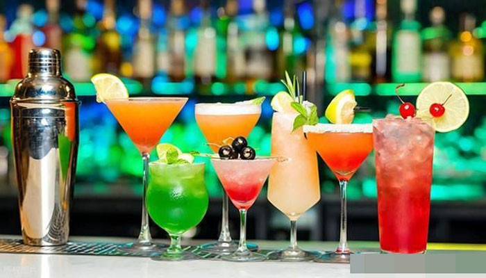 Bác sĩ cảnh báo 5 loại đồ uống quen thuộc là thủ phạm gây tắc nghẽn mạch máu đột quỵ bất ngờ