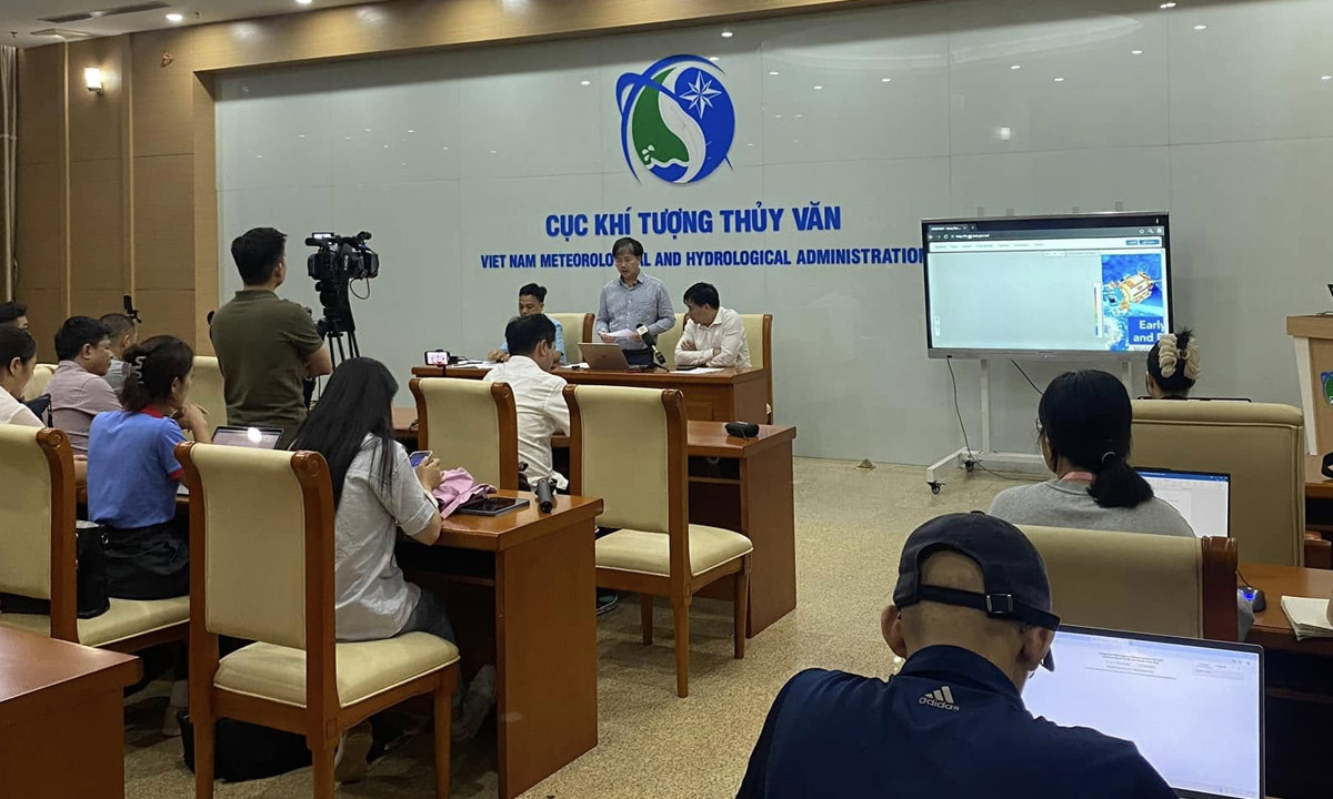 Cuộc họp cung cấp thông tin cho báo chí về cơn bão số 3 do Trung tâm Dự báo khí tượng thủy văn quốc gia và các đơn vị thuộc Cục Khí tượng Thuỷ văn tổ chức chiều 21/7.
