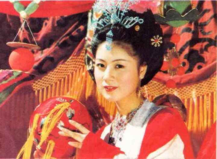 Đạo diễn Dương Khiết quyết tâm thuê máy bay riêng đưa Mã Lan đến phim trường.