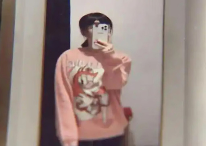 Wang bị lòng phù phiếm làm mờ mắt và thích được khen ngợi. (Ảnh: Weibo)