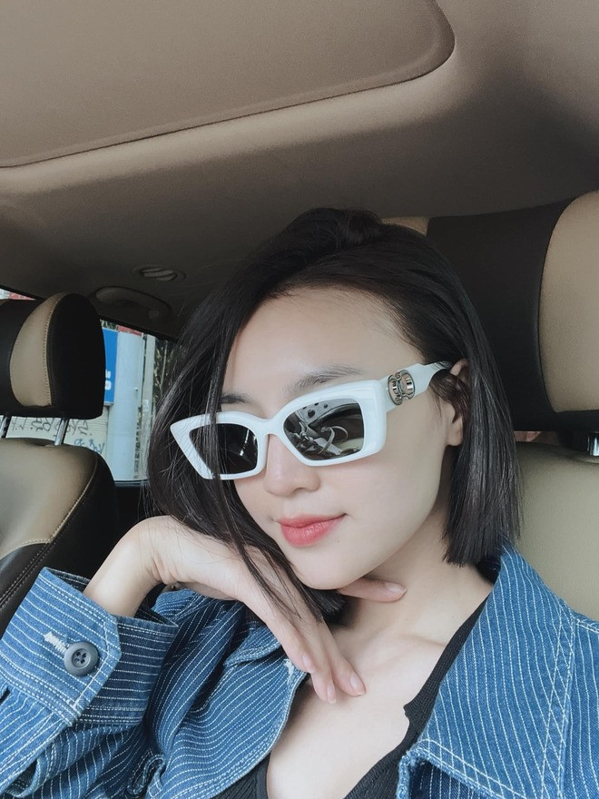 Lan Ngọc gây hết hồn với giao diện mới