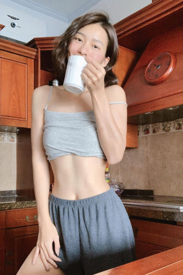 Nữ chính '11 tháng 5 ngày' từng giảm 1 tuần 10kg đến mức hốc hác phải nhập viện, giờ xinh đẹp nhờ tăng cân - Ảnh 2.