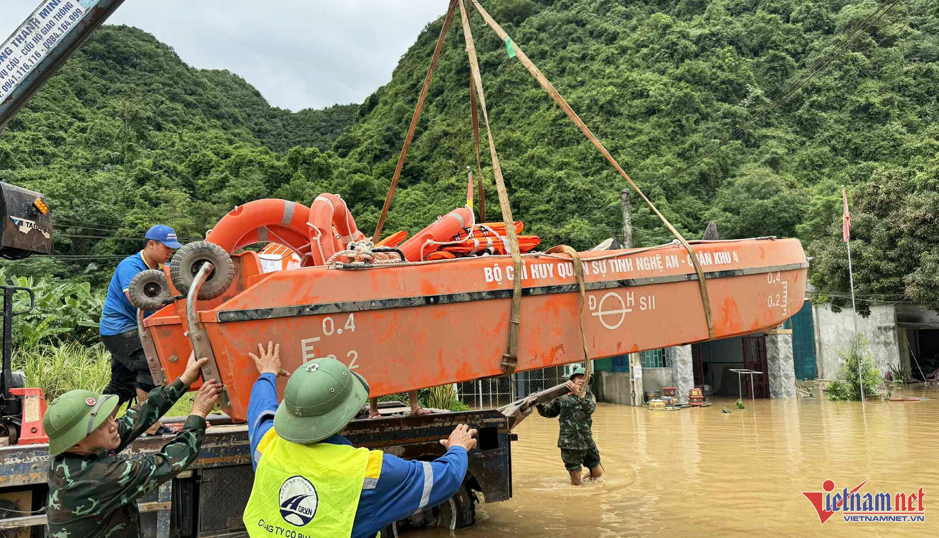 W-f17ed1e5 f30d 4b9c 94f4 74edd25cae8c copy.jpg