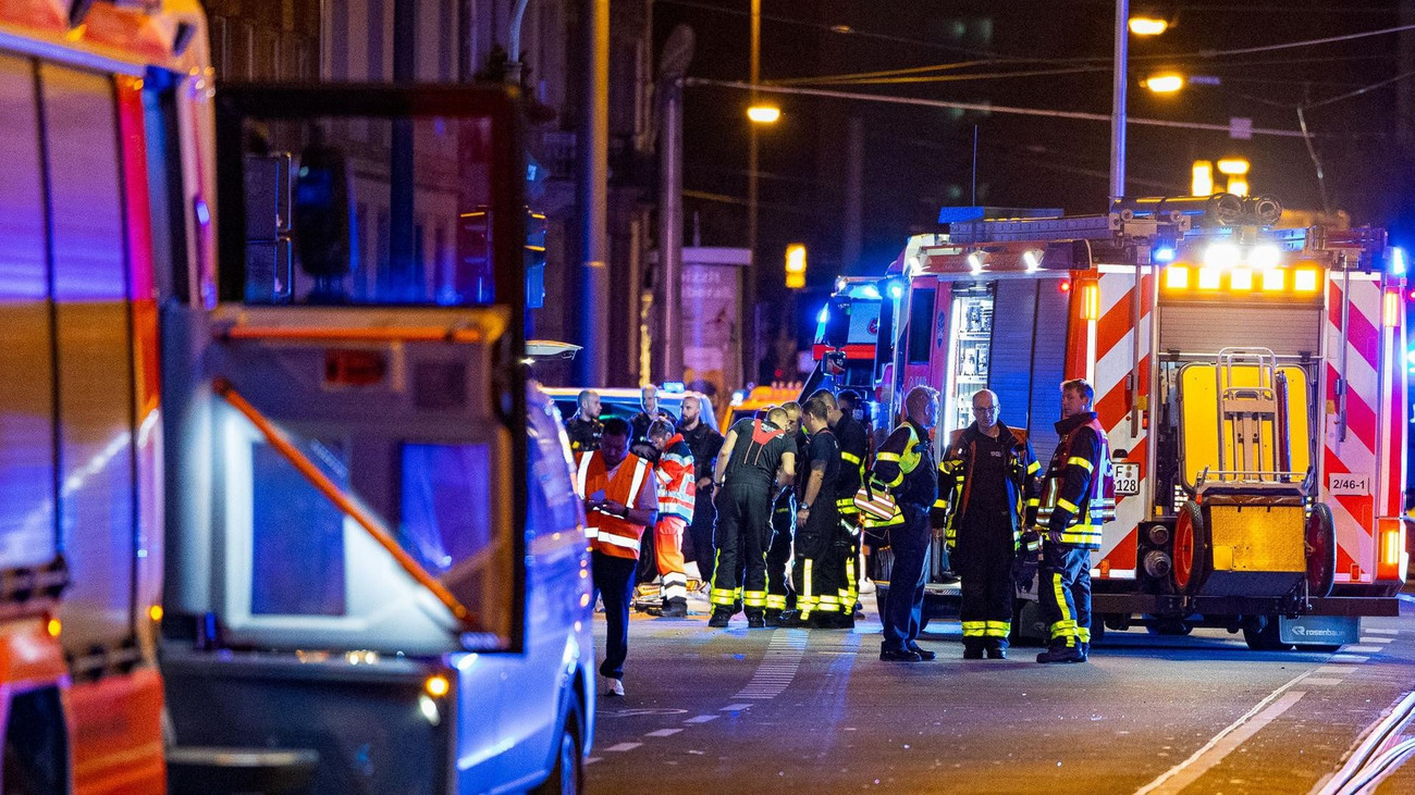 unfall-frankfurt-e-scooter-100-t-1751805531855-v-16to9-retina.jpg