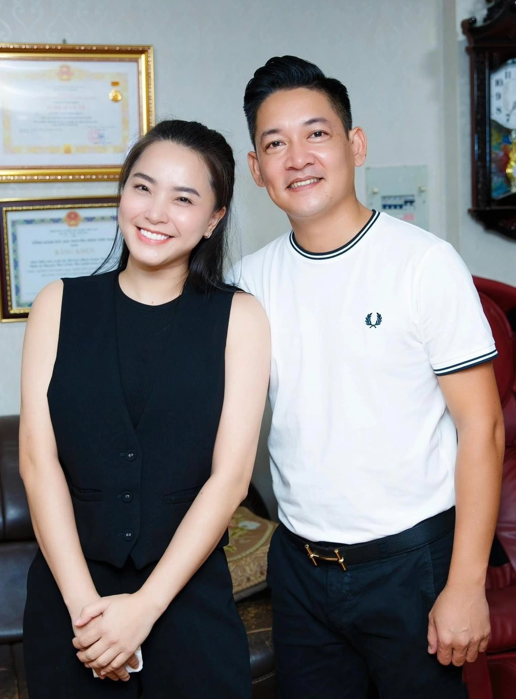 Hôn nhân bền chặt một thập kỷ của Thành Đạt  Hải Băng