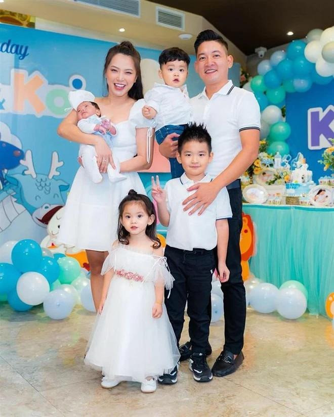 Hôn nhân bền chặt một thập kỷ của Thành Đạt  Hải Băng