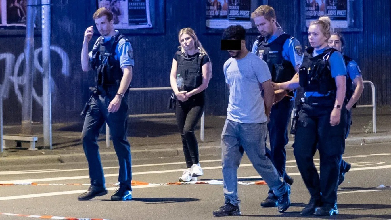 Xót xa chia sẻ của bạn gái 2 du học sinh tử vong trong tai nạn nghiêm trọng ở Đức