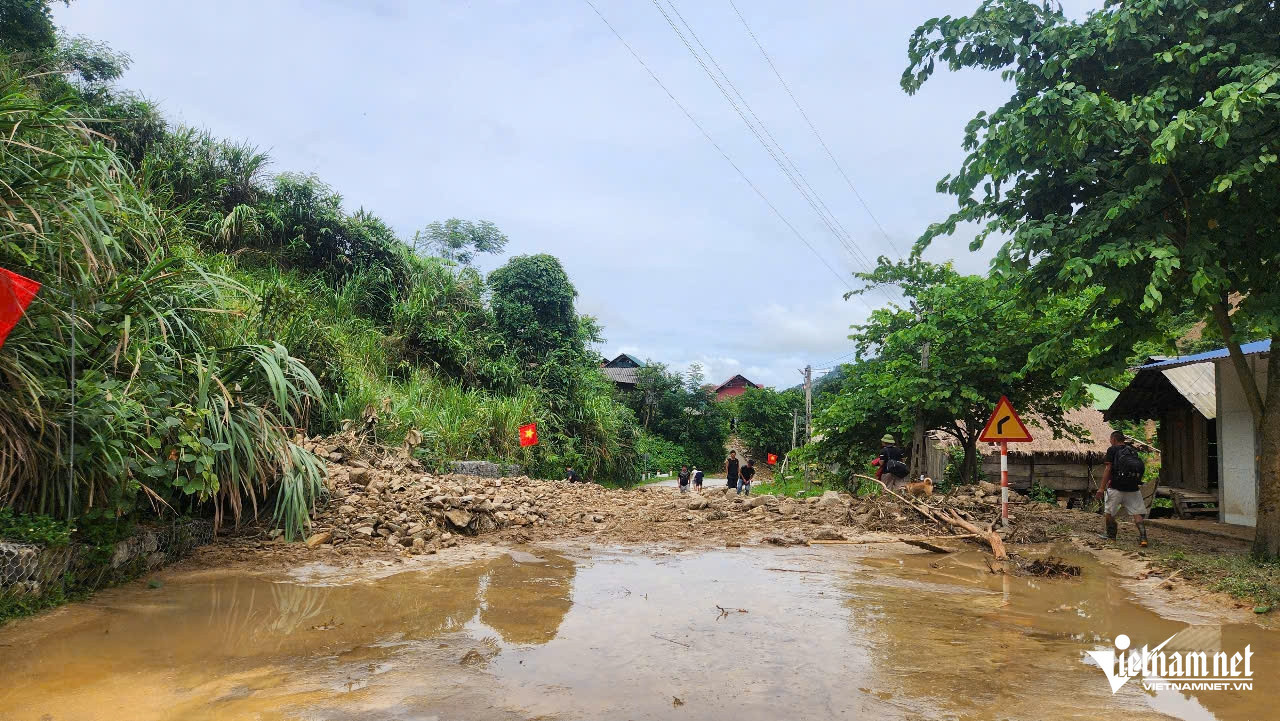 W-Phạm Đức11.jpg