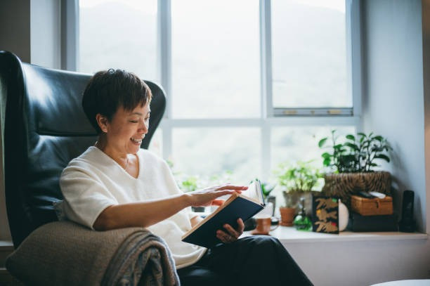 Người phụ nữ lương hưu cao sống trong căn nhà 4 tầng: Tôi ghen tỵ với bà hàng xóm nghèo - Ảnh 1.