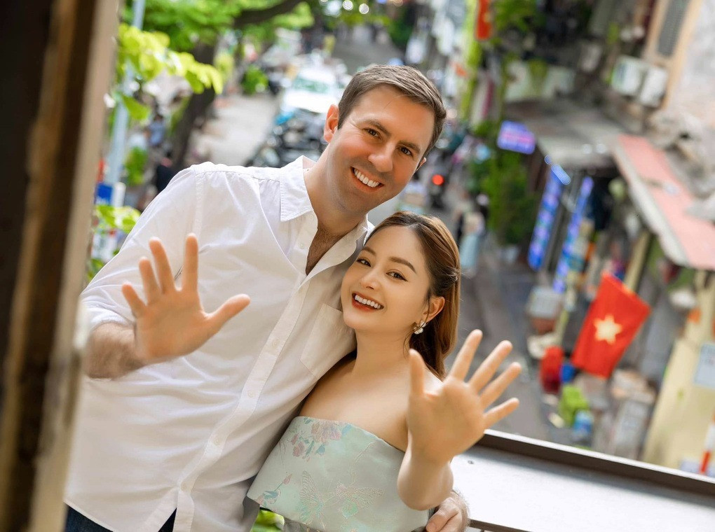 Tình hình hiện tại của Lan Phương sau thông báo ly thân chồng Tây
