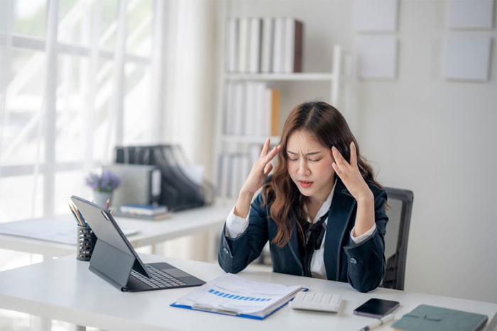 3 con giáp cần đề phòng vận đen công việc những tháng cuối năm 2025