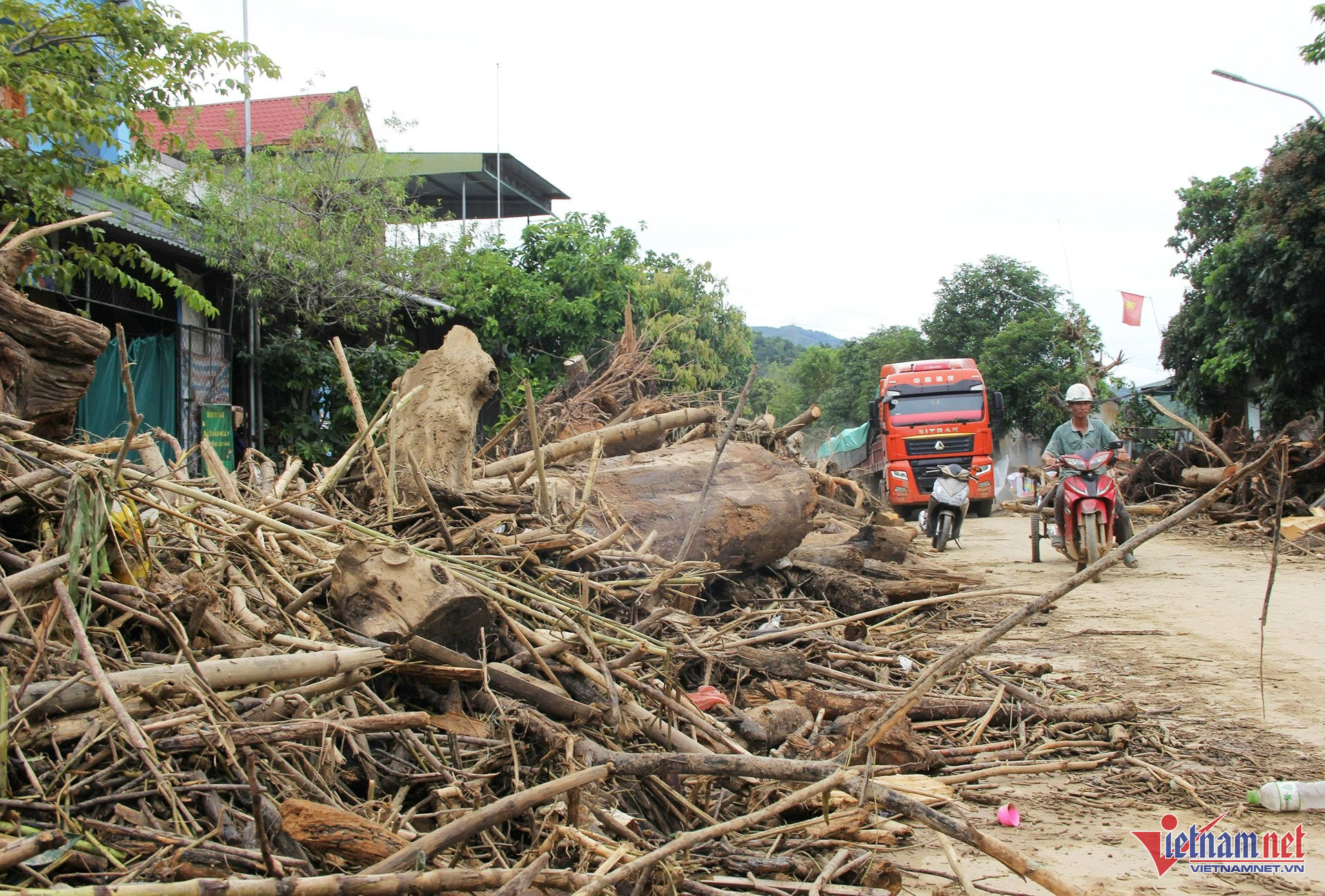 W-z6840348955770_d0624c56c14a2cf75db501f22928c59c copy.jpg