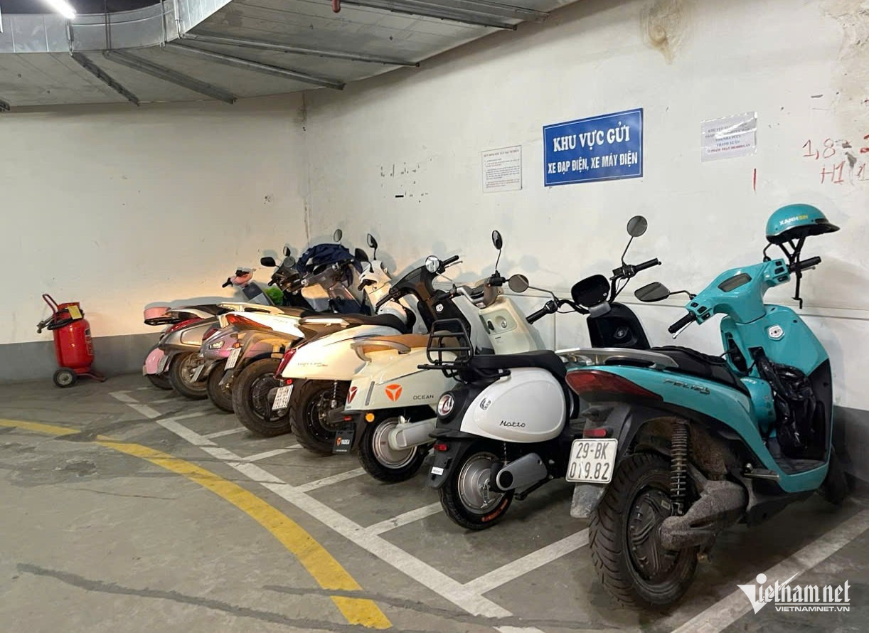 W-khu vuc de xe dien.jpg