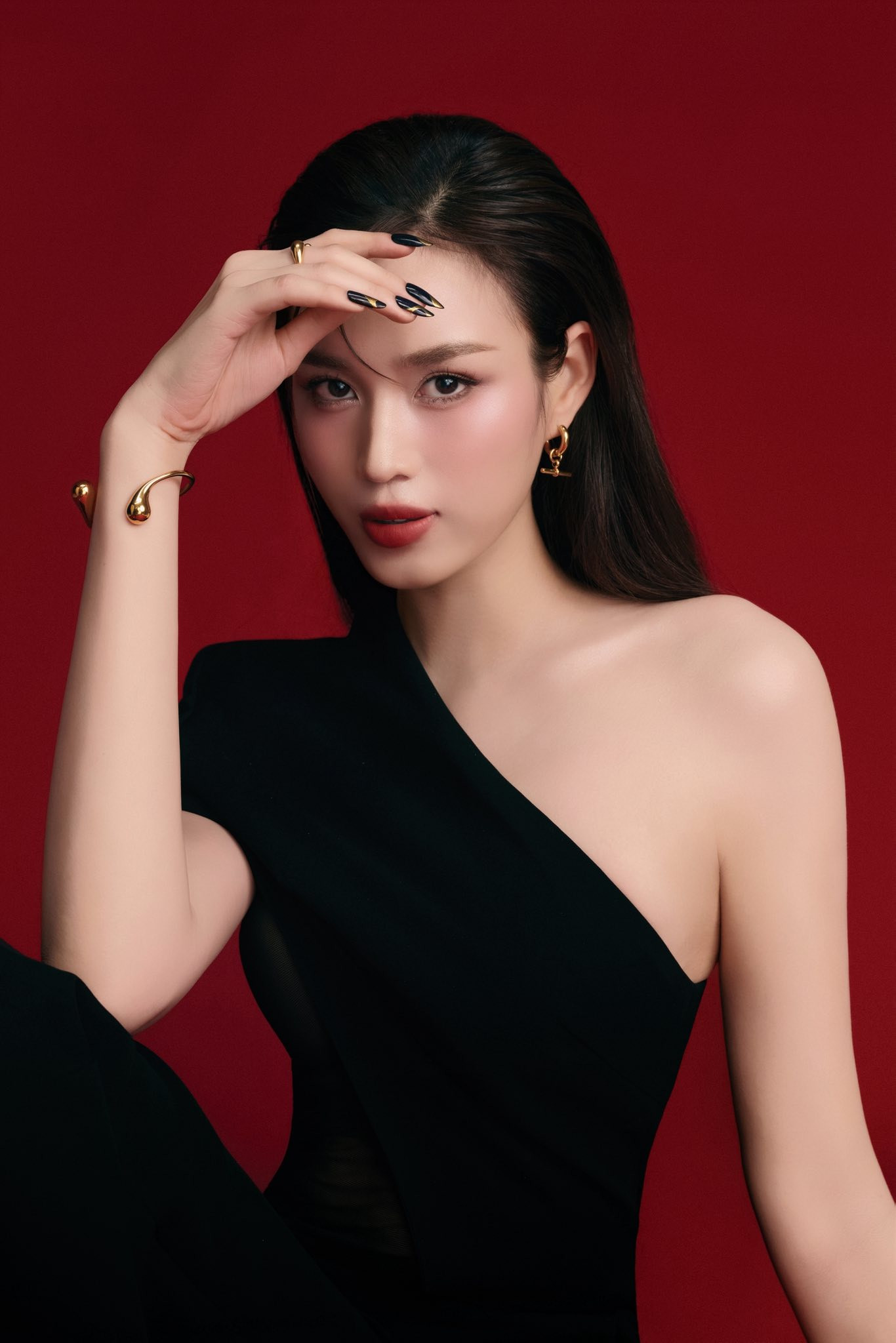 Đỗ Thị Hà 'úp mở' ở tuổi 24- Ảnh 5.