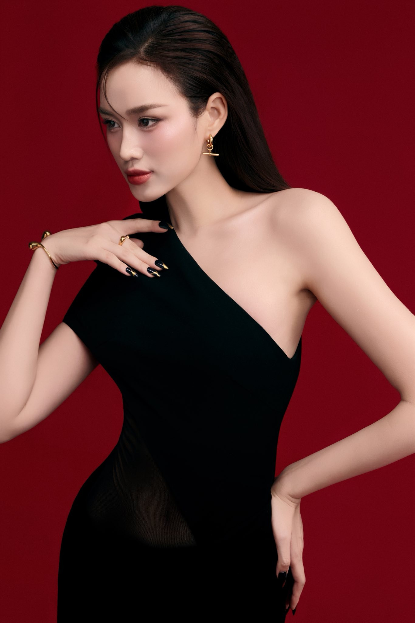 Đỗ Thị Hà 'úp mở' ở tuổi 24- Ảnh 6.