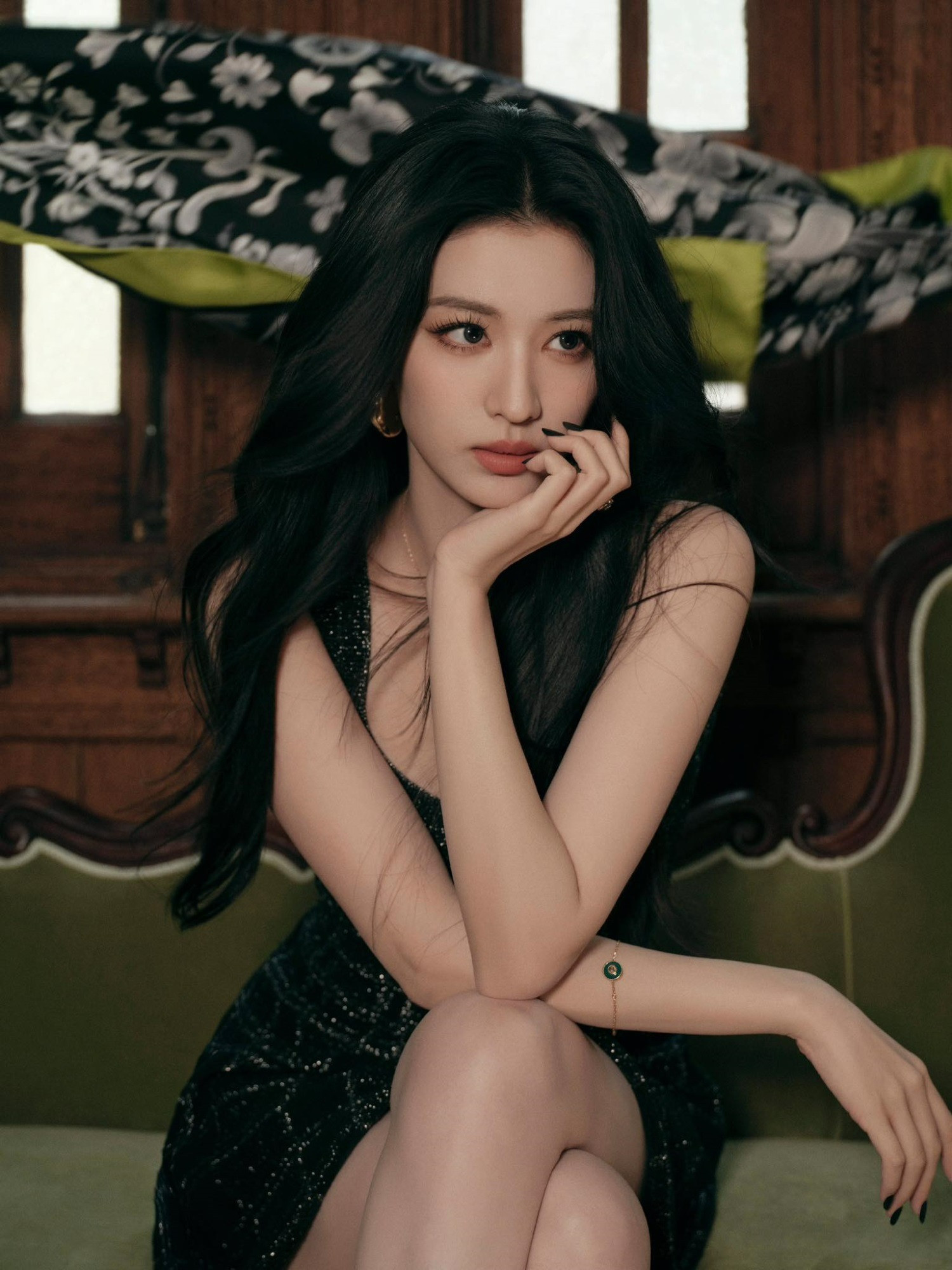 Tiền rơi trúng đầu 3 chòm sao giàu sang nhất trong tháng 6 nhuận