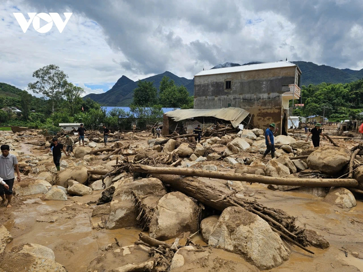 lu ong, lu quet tai son la lam 6 nguoi chet, mat tich hinh anh 1