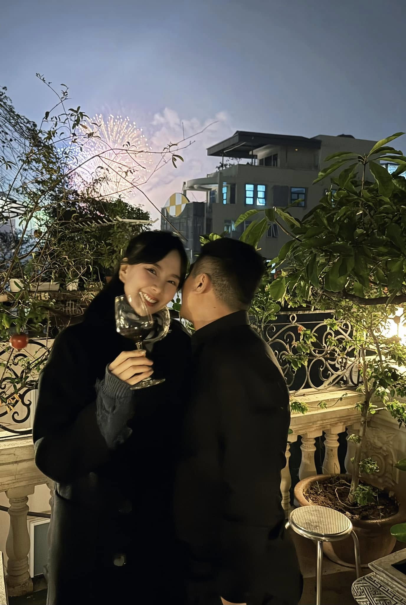 Cuộc sống Mai Ngọc thay đổi thế nào sau khi làm dâu nhà đại gia Bắc Giang?- Ảnh 3.