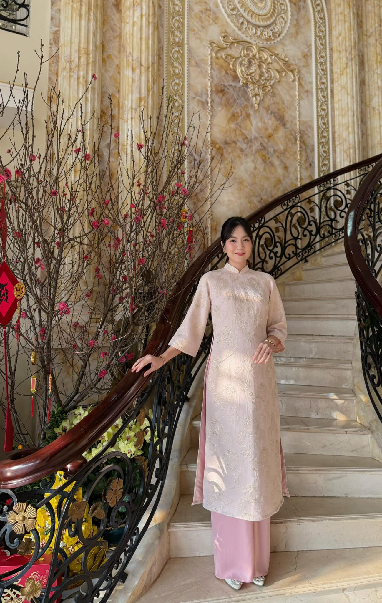 Cuộc sống Mai Ngọc thay đổi thế nào sau khi làm dâu nhà đại gia Bắc Giang?- Ảnh 4.