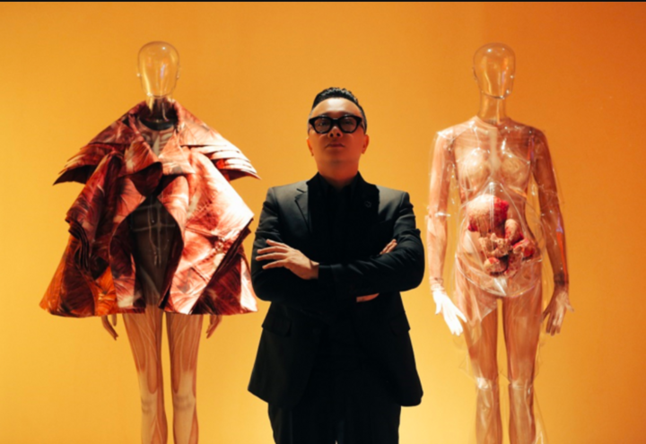 PGS.TS Bùi Hoài Sơn cho rằng danh tiếng không thể và không nên là tấm “kim bài miễn tội”.