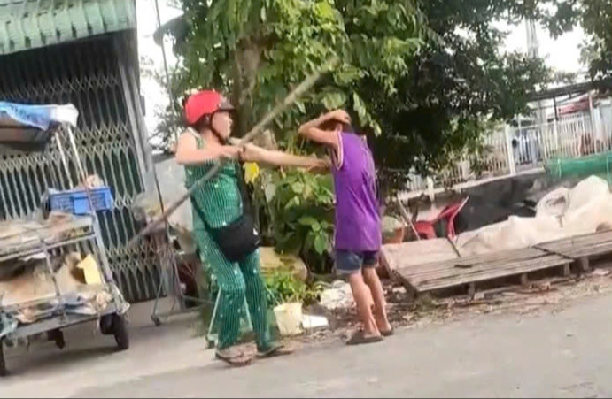 Vụ cô ruột dùng khúc cây đánh cháu: Có thể xử lý tội hình sự- Ảnh 1.