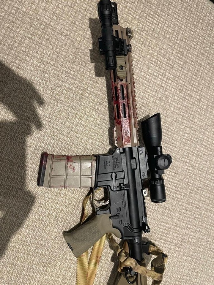 Vũ khí được cho là của hung thủ.