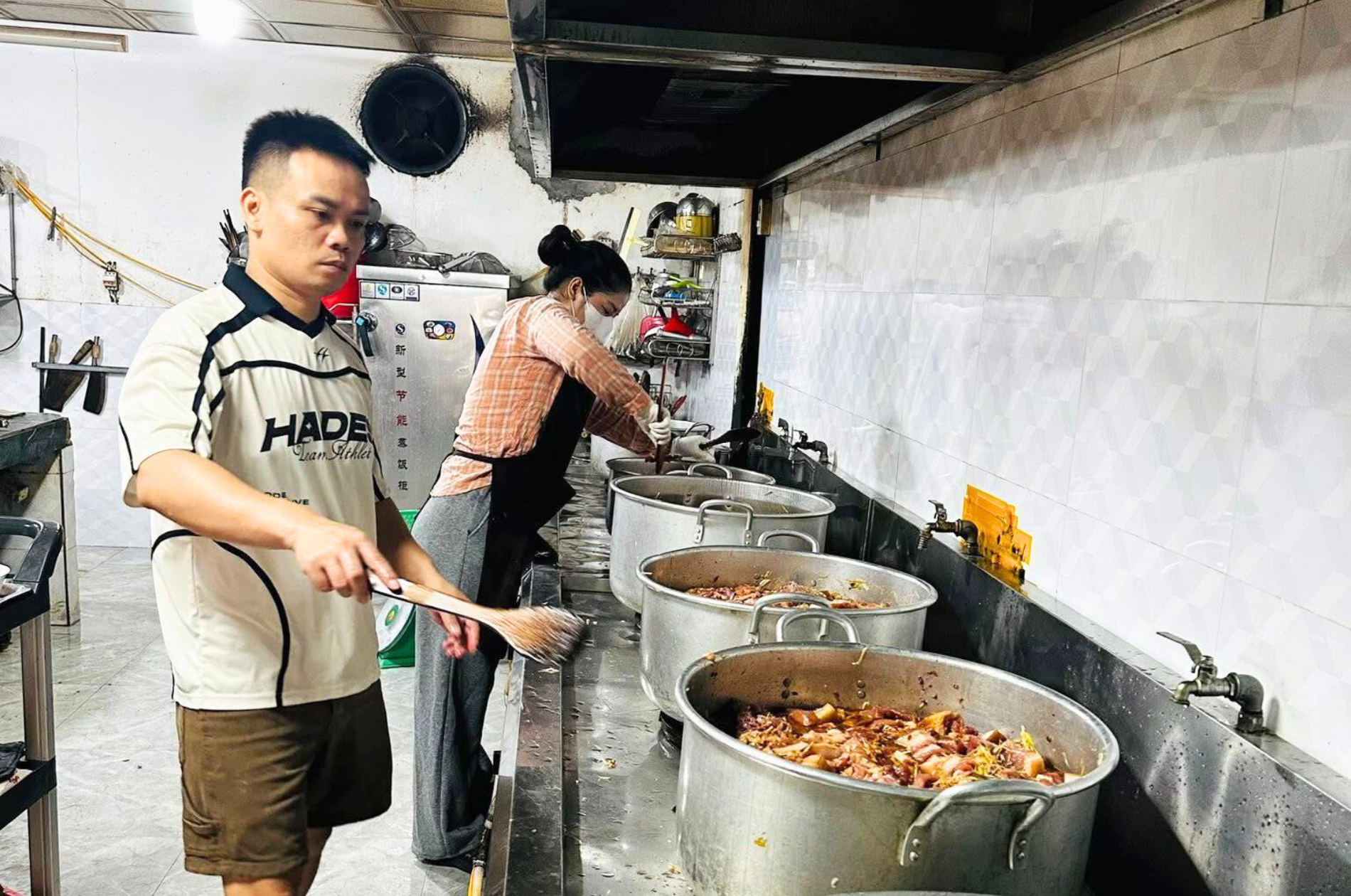 Nhà hàng1.png