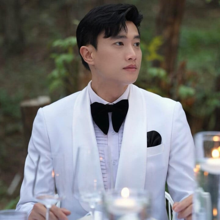 Nam diễn viên