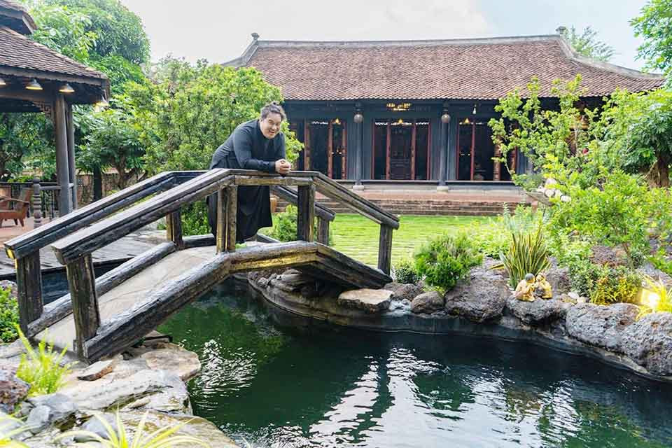 Lý do gây bất ngờ khi nam nghệ sĩ rao bán nhà cổ rộng 1.600m2 với