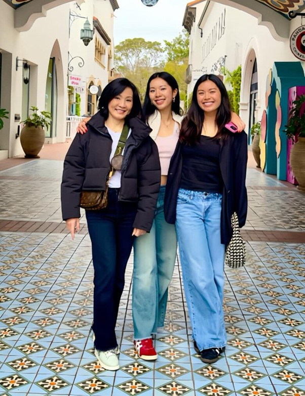 Nghệ sĩ Hồng Đào hội ngộ