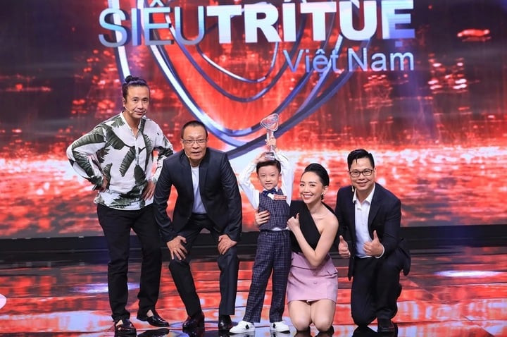 Quang Bình từng gây sốt khi tham gia