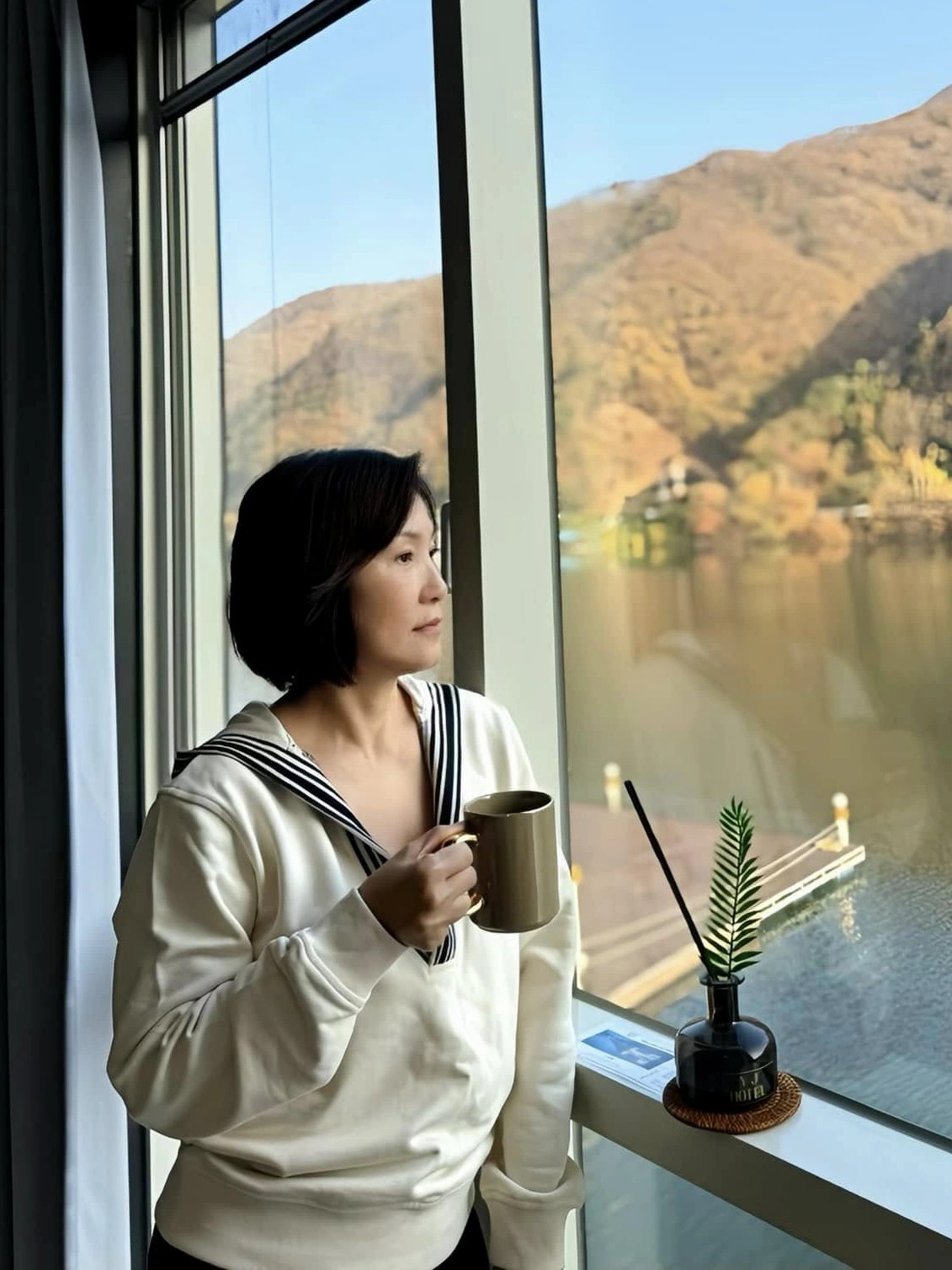 cuoc song doc than cua nghe si hong Dao o tuoi 63 hinh anh 7