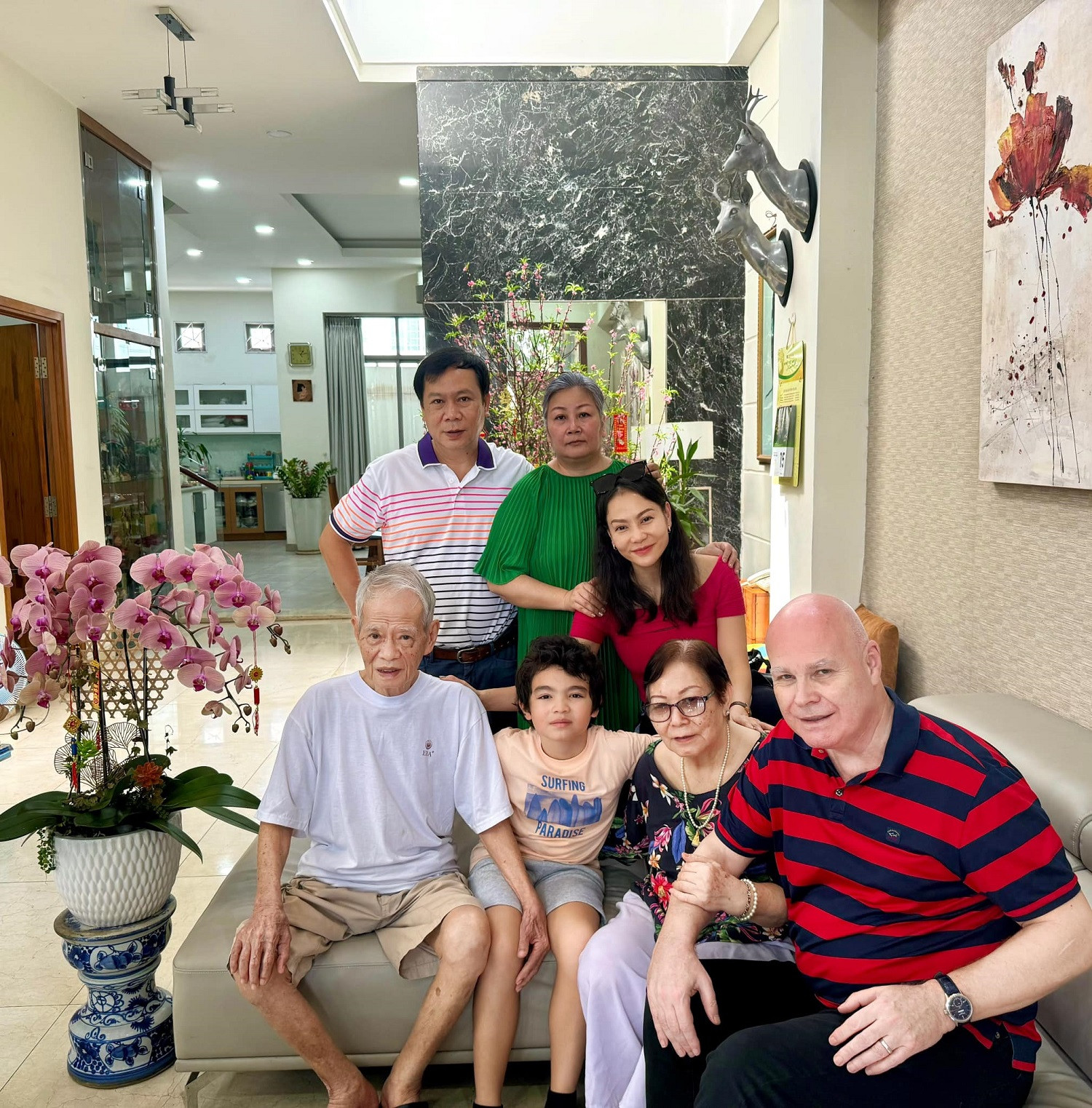 thu minh 8 17537826174431209478521.jpg