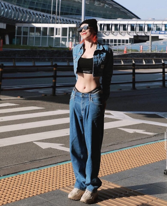 Tóc Tiên xứng danh là mỹ nhân nghiện khoe eo nhất Vbiz