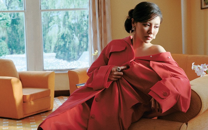 Văn Mai Hương trở lại với một album mới sau 2 năm.