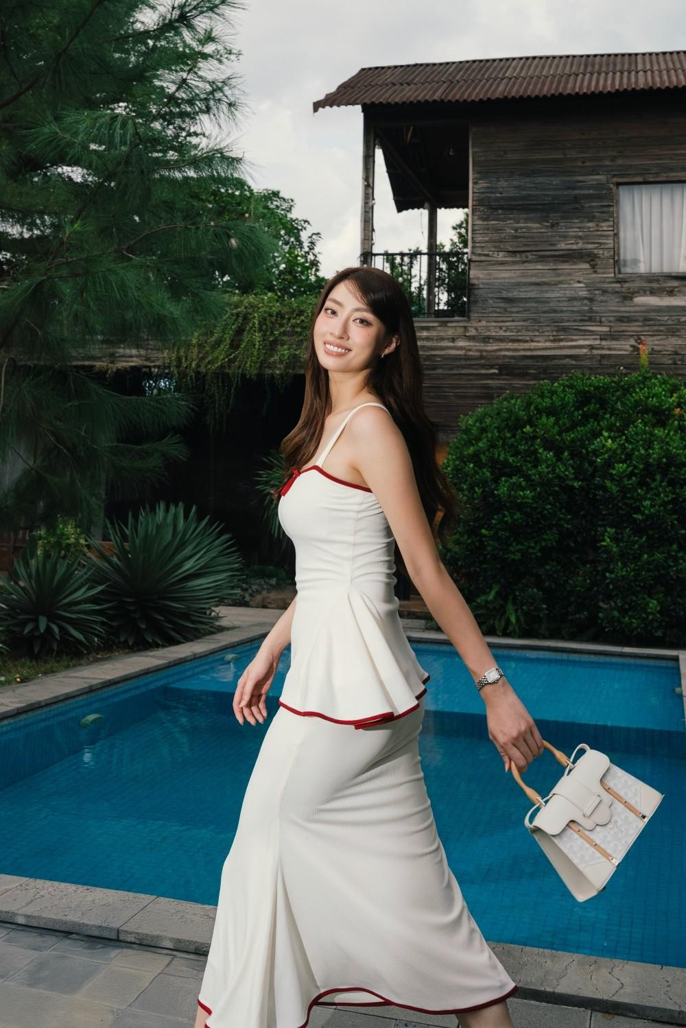 Cuộc sống tuổi 25 của Hoa hậu Lương Thùy Linh: Đa tài, học vấn 'khủng' và tự chủ tài chính- Ảnh 4.