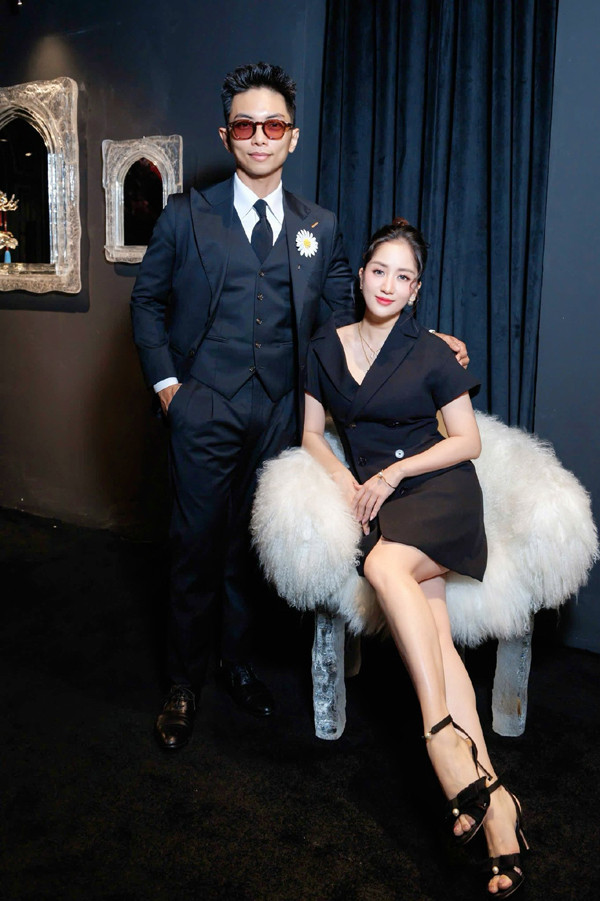 Khánh Thi - Phan Hiển đưa các con đi nghỉ hè, khán giả khen 'cả nhà đẹp như tranh'- Ảnh 6.