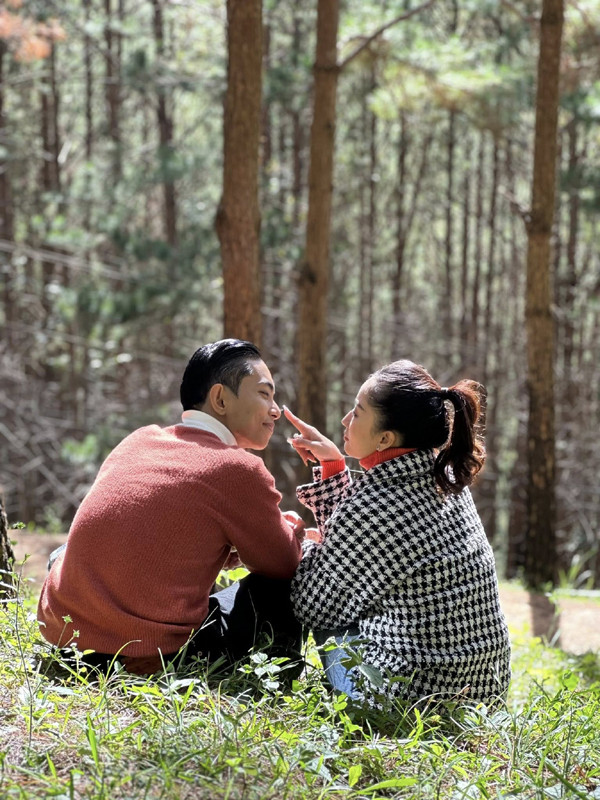 Khánh Thi - Phan Hiển đưa các con đi nghỉ hè, khán giả khen 'cả nhà đẹp như tranh'- Ảnh 5.