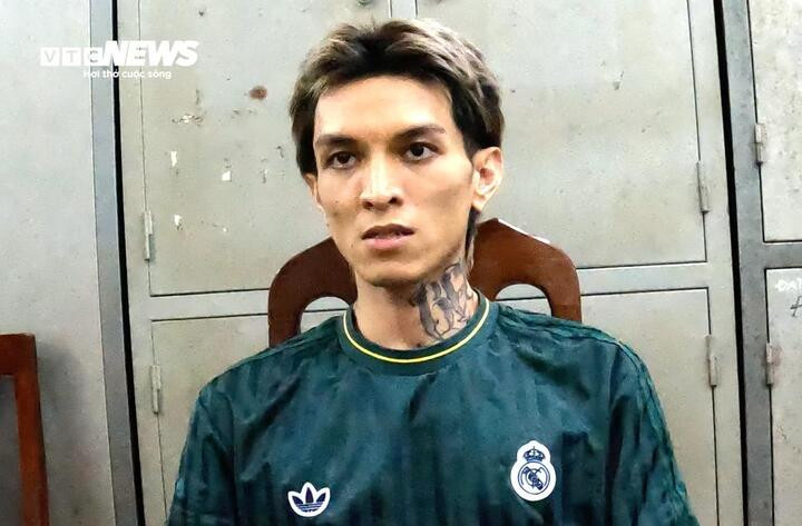 Vũ Xuân Bình tại cơ quan công an.