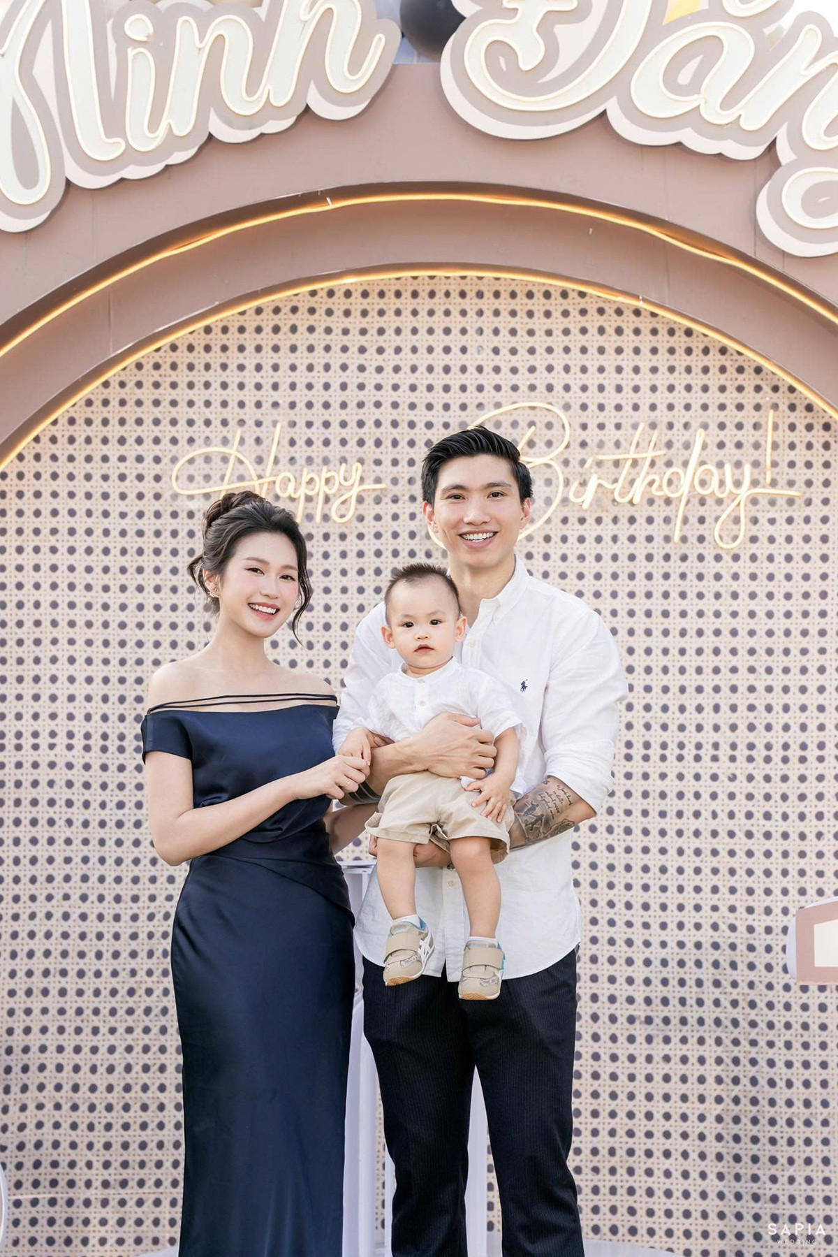 van hau hai my 5.jpg