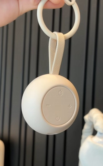 Vợ chồng Huy Trần đầu tư khủng phải bán cả xe để dành chi phí đón con gái đầu lòng