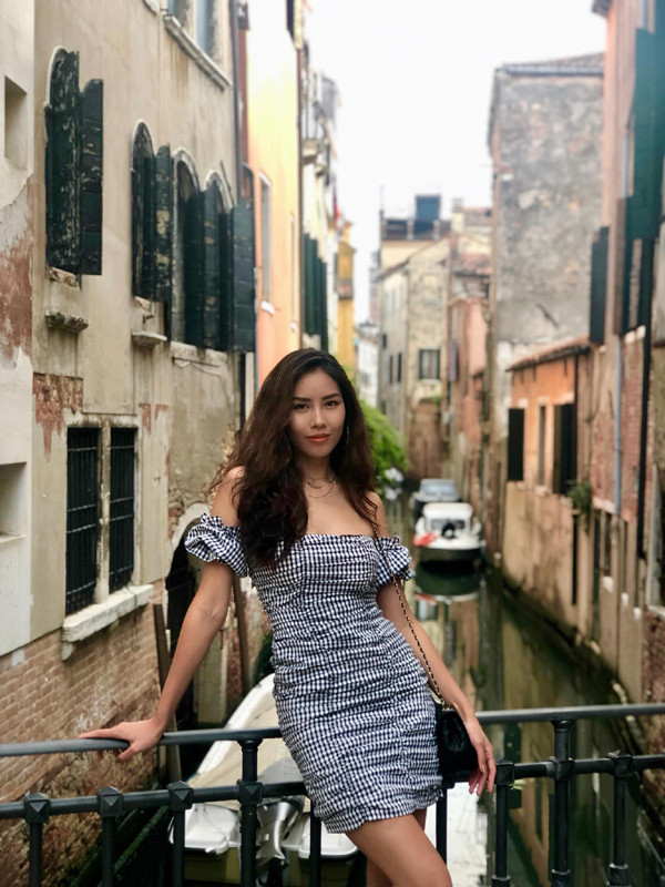 Á hậu tuổi Ngọ sau 12 năm đăng quang: 4h30 dạy học tiếng Anh, tự nhận được gia đình nuôi ăn ngày 3 bữa- Ảnh 3.